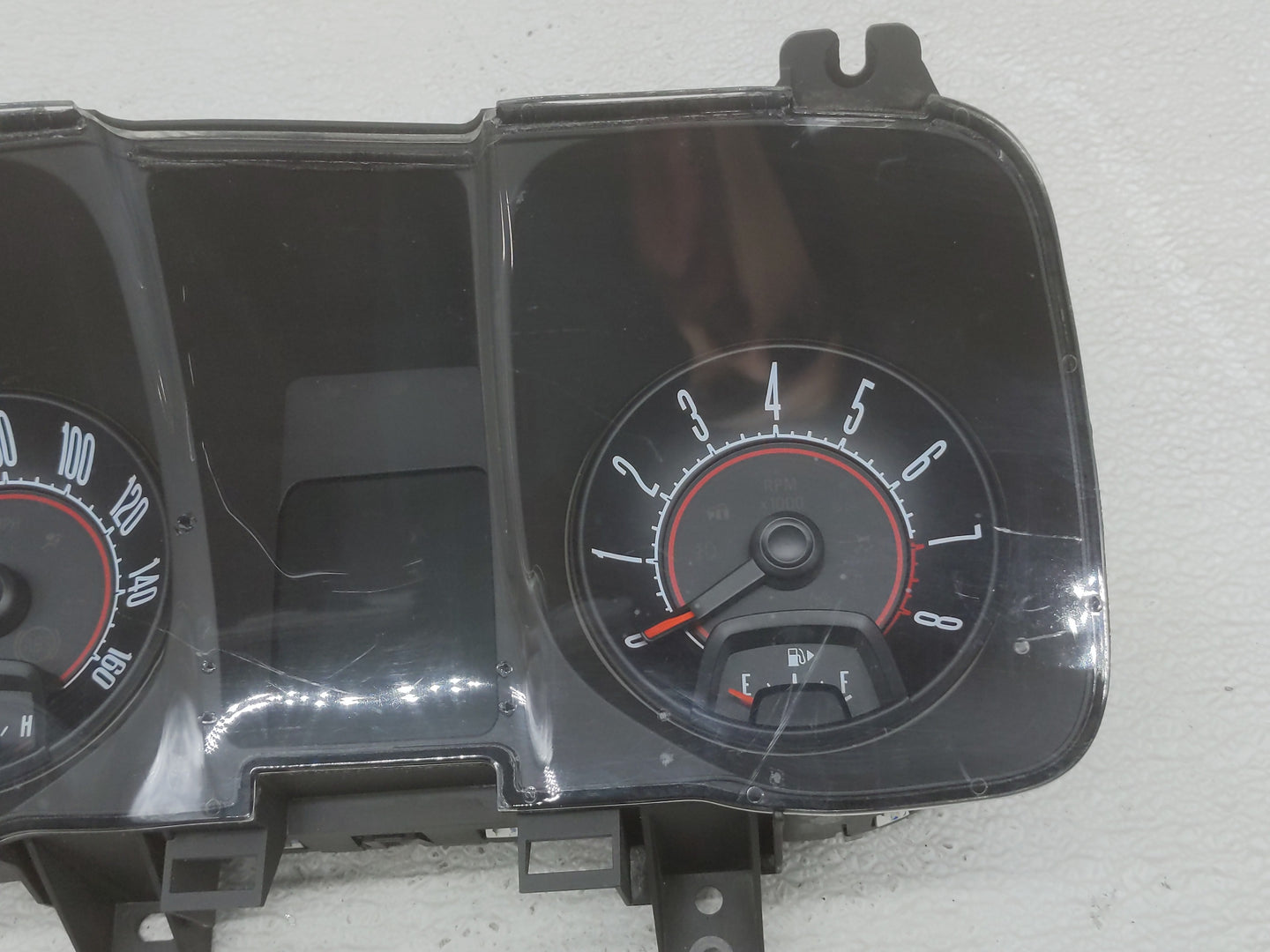 2010-2011 Chevrolet Camaro Instrument Cluster Speedometer Gauges P/N:92242408 Fits Fits 2010 2011 OEM Used Auto Parts - Oemu