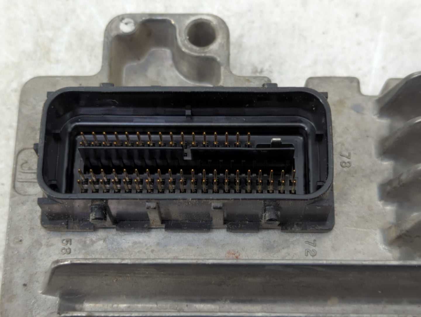 2010-2015 Chevrolet Camaro PCM Engine Control Computer ECU ECM PCU OEM P/N:E38 12633055 Fits OEM Used Auto Parts - Oemusedau