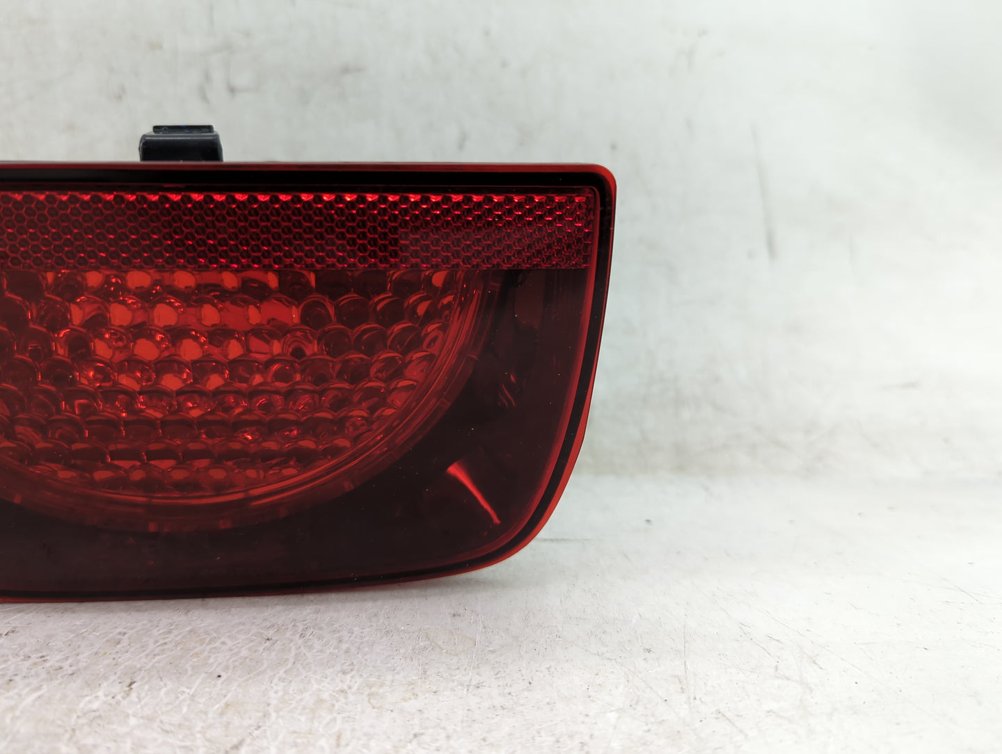 2010-2013 Chevrolet Camaro Tail Light Assembly Driver Left OEM P/N:92212647 Fits Fits 2010 2011 2012 2013 OEM Used Auto Part