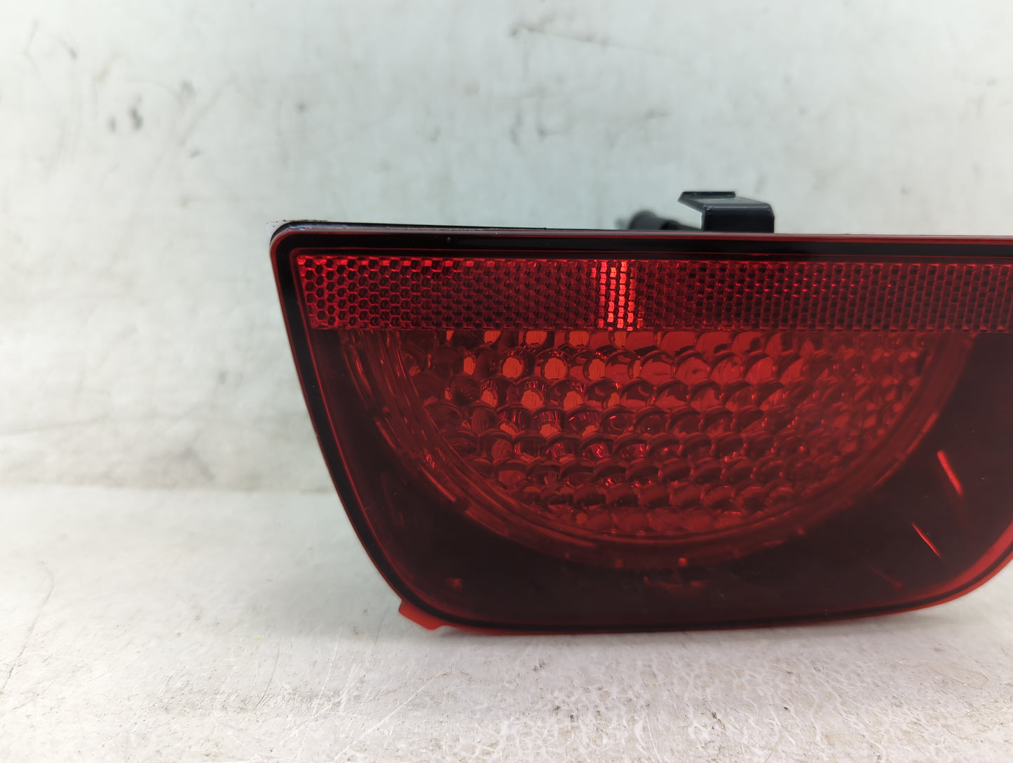 2010-2013 Chevrolet Camaro Tail Light Assembly Driver Left OEM P/N:92212647 Fits Fits 2010 2011 2012 2013 OEM Used Auto Part