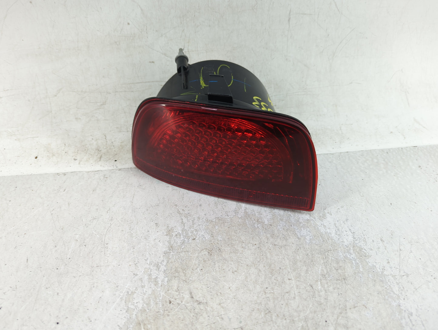 2010-2013 Chevrolet Camaro Tail Light Assembly Passenger Right OEM Fits Fits 2010 2011 2012 2013 OEM Used Auto Parts - Oemus