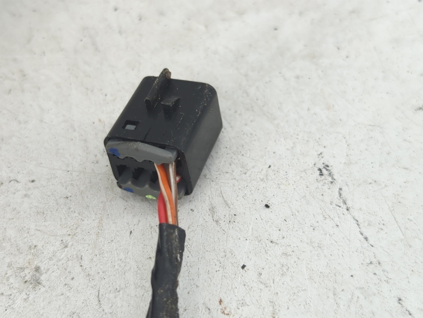 2010-2015 Chevrolet Camaro Passenger Side View Mirror - Right Door Mirror OEM Used - Oemusedautoparts1.com