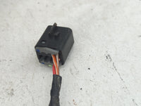 2010-2015 Chevrolet Camaro Passenger Side View Mirror - Right Door Mirror OEM Used - Oemusedautoparts1.com