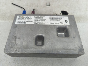 2010 Chevrolet Camaro Radio AM FM Cd Player Receiver Replacement P/N:20842731 Fits Fits 2011 OEM Used Auto Parts - Oemusedau