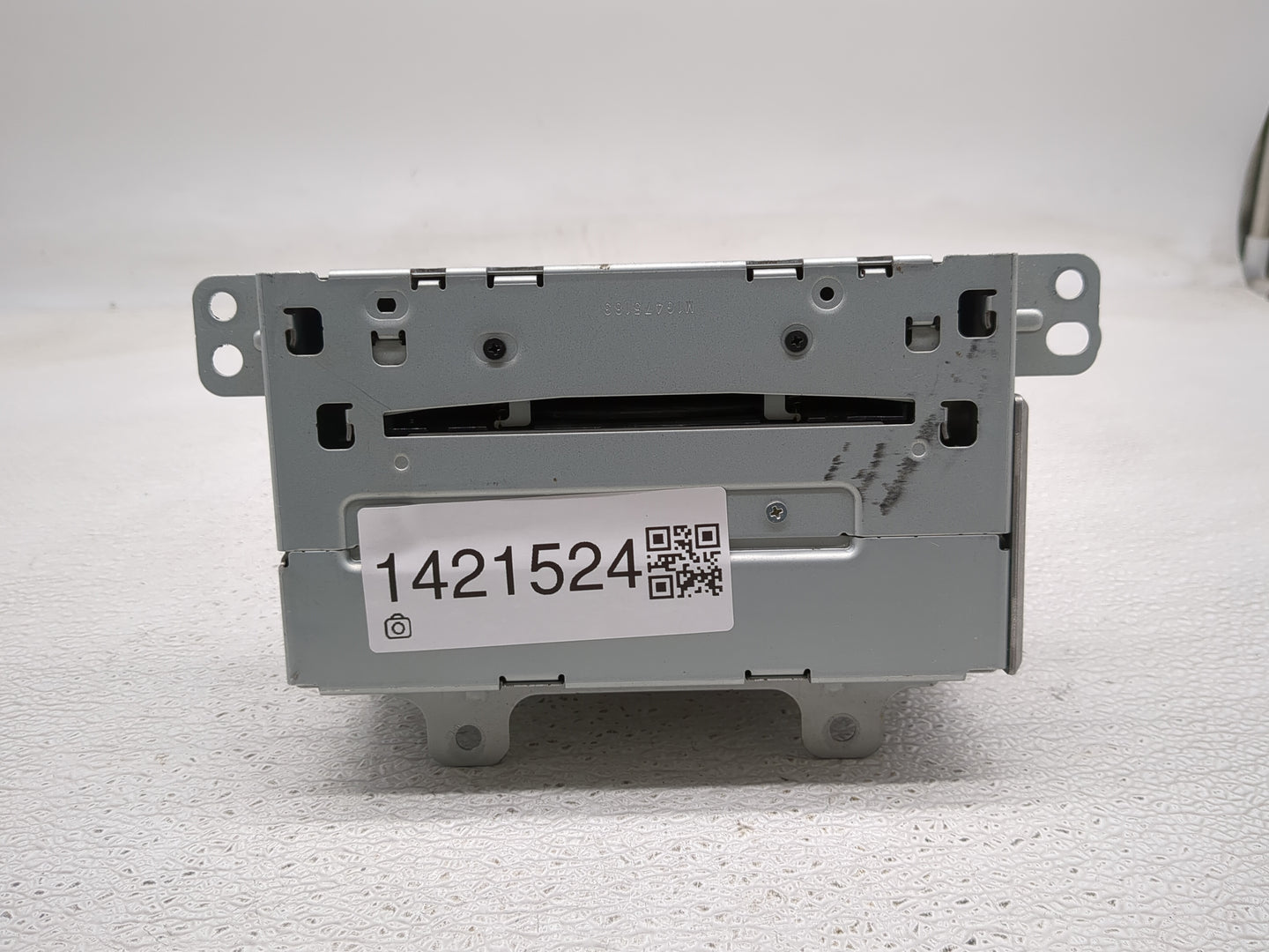2010 Chevrolet Camaro Radio AM FM Cd Player Receiver Replacement P/N:20854719 Fits Fits 2011 OEM Used Auto Parts - Oemusedau