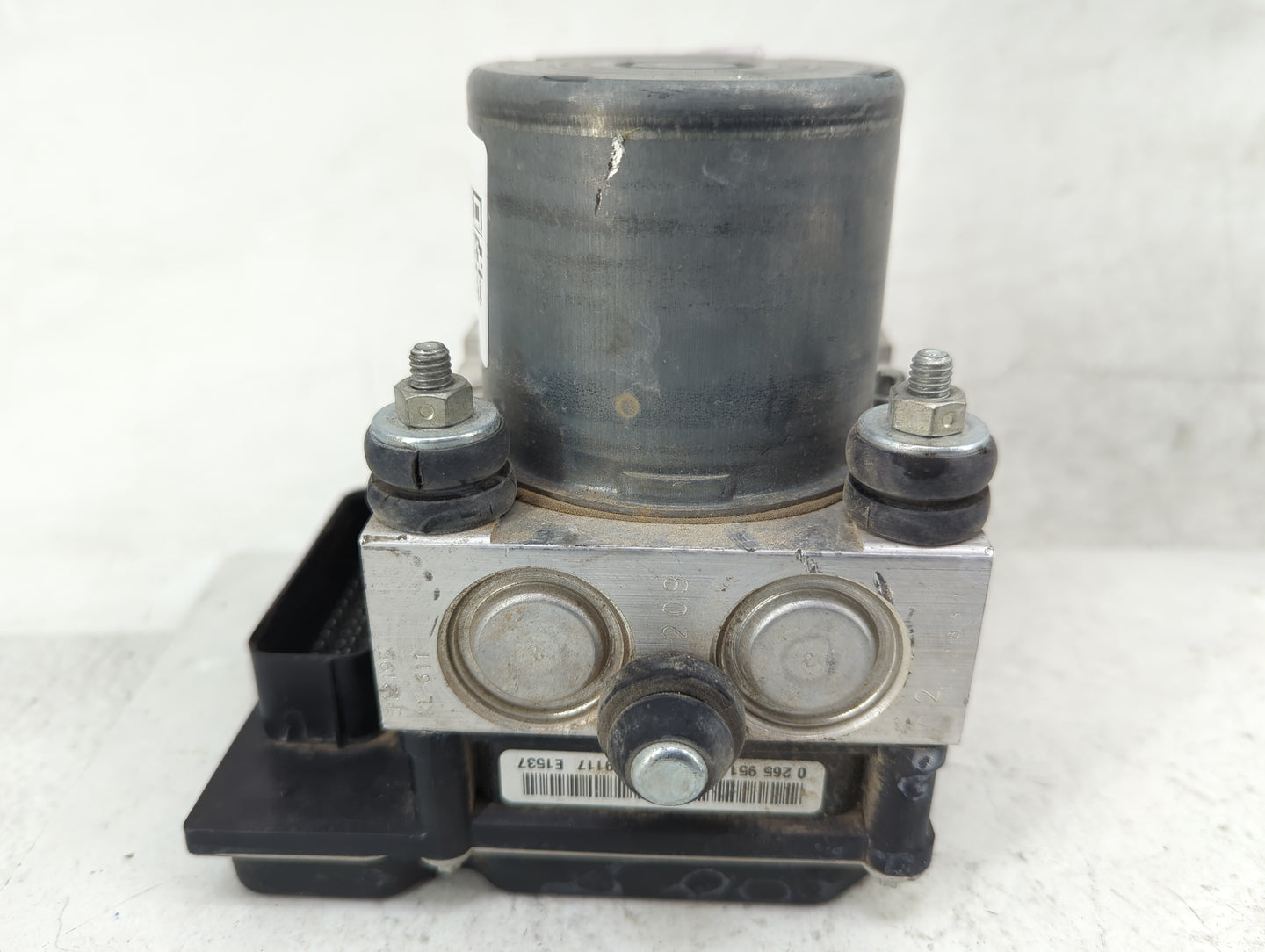 2010-2011 Chevrolet Camaro ABS Pump Control Module Replacement Fits Fits 2010 2011 OEM Used Auto Parts - Oemusedautoparts1.c