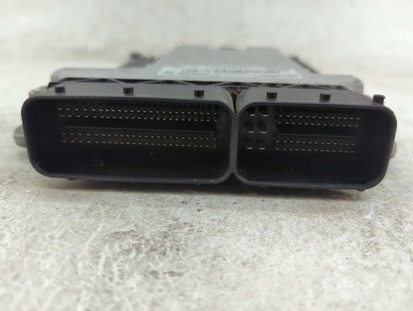 2010-2011 Chevrolet Camaro PCM Engine Control Computer ECU ECM PCU OEM P/N:12633842 12617230, 0261S02727 Fits Fits 2010 2011