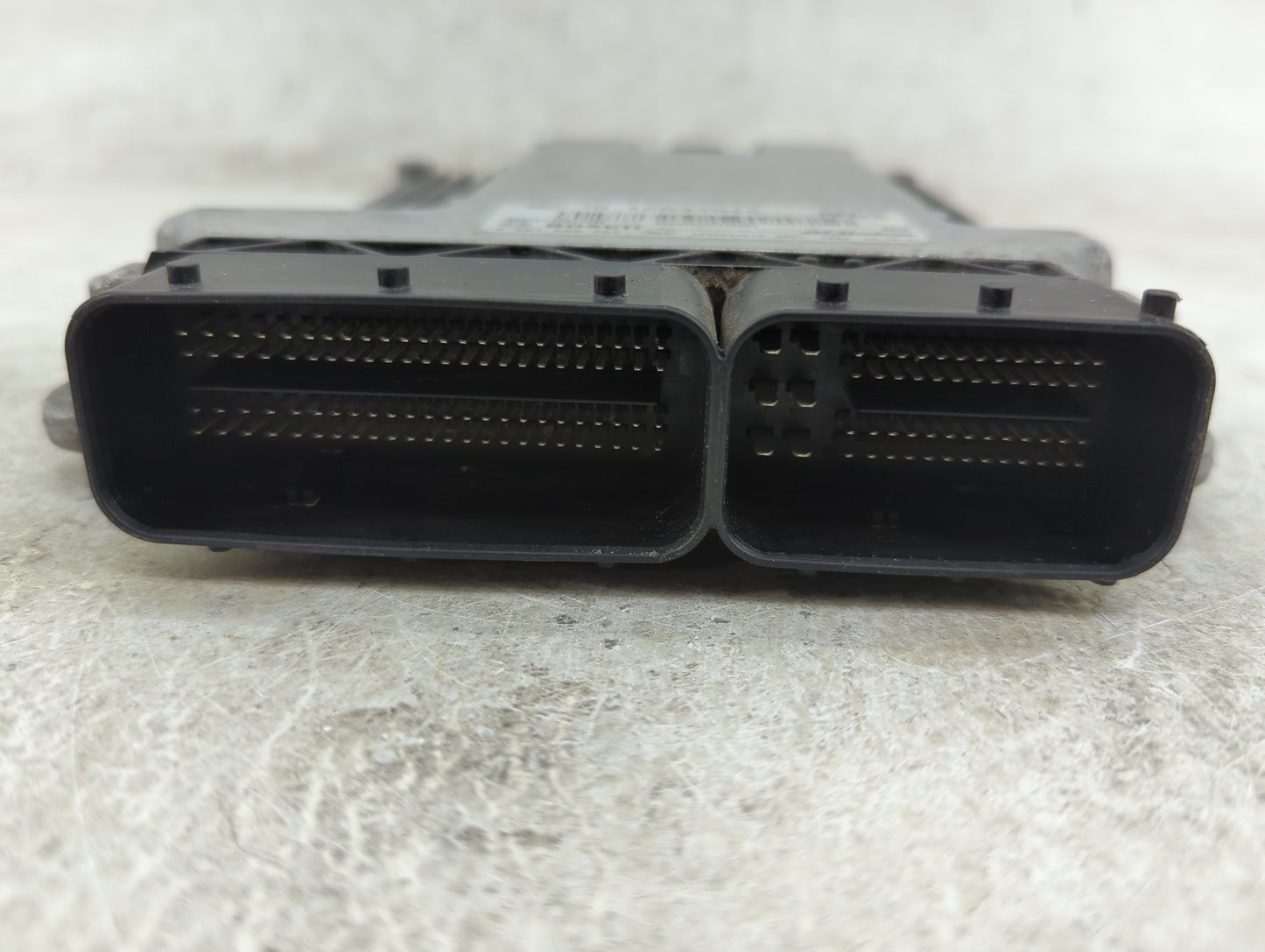 2010-2011 Chevrolet Camaro PCM Engine Control Computer ECU ECM PCU OEM P/N:12633842 12617230, 0261S02727 Fits Fits 2010 2011