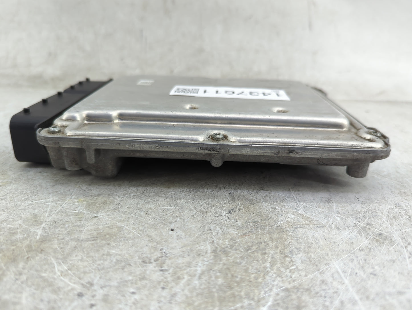 2010-2011 Chevrolet Camaro PCM Engine Control Computer ECU ECM PCU OEM P/N:12633842 12617230, 0261S02727 Fits Fits 2010 2011