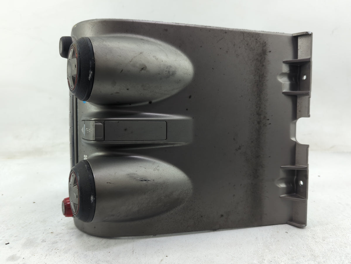 2010-2015 Chevrolet Camaro Radio AM FM Cd Player Receiver Replacement P/N:92235959 913942939002 Fits OEM Used Auto Parts - O