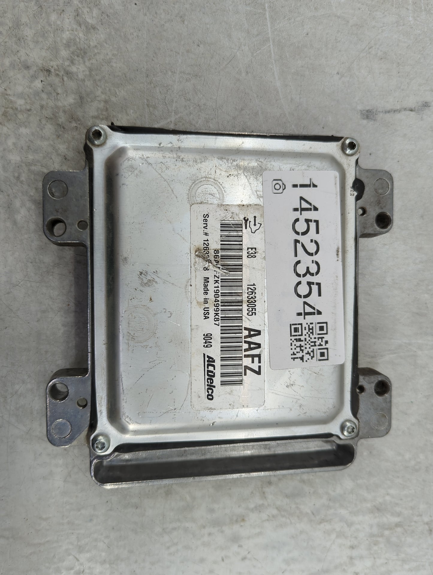 2010-2015 Chevrolet Camaro PCM Engine Control Computer ECU ECM PCU OEM P/N:12633055 AAFZ Fits OEM Used Auto Parts - Oemuseda