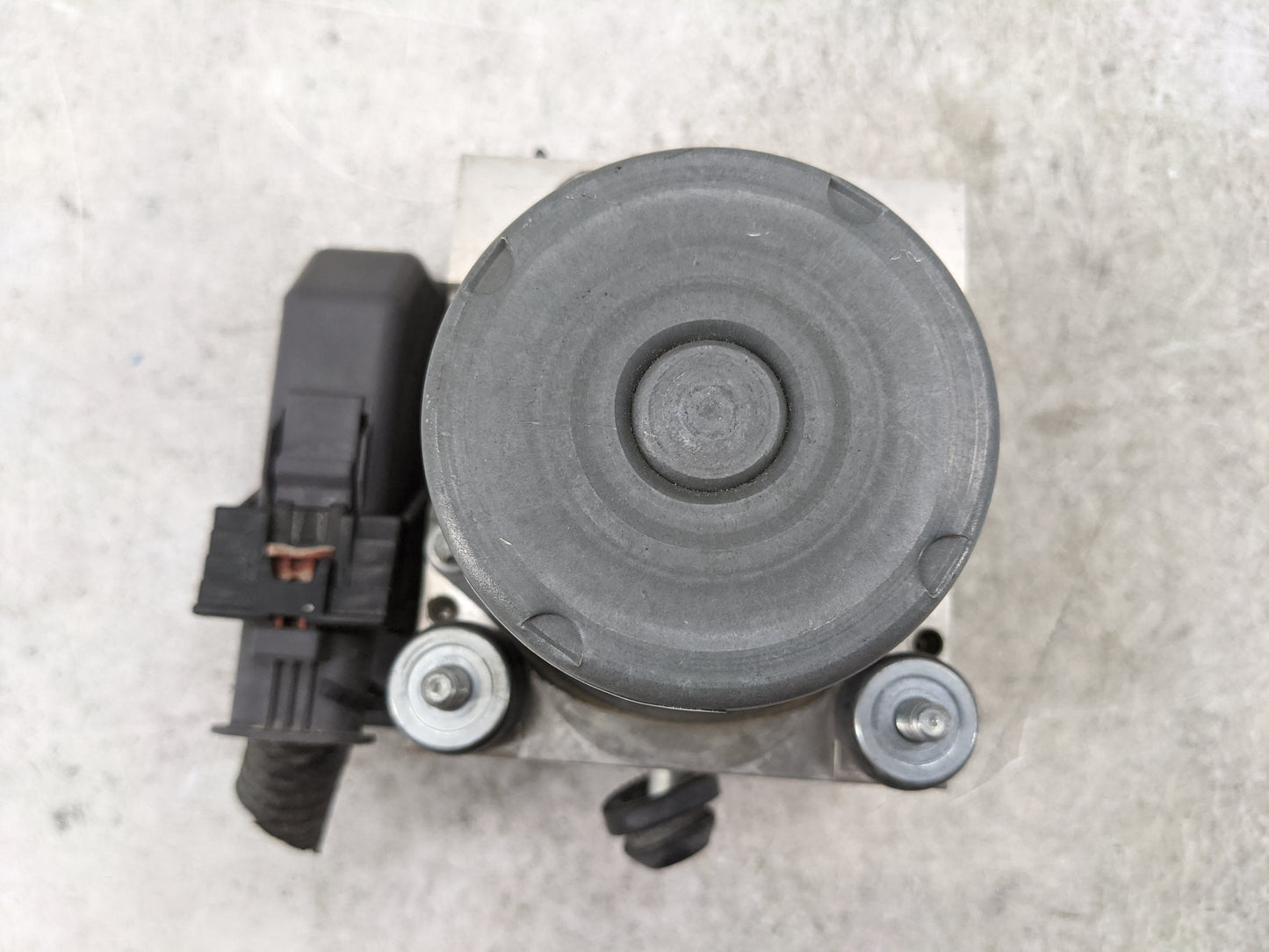 2010-2011 Chevrolet Camaro ABS Pump Control Module Replacement P/N:0265951010 0265235334, 920016B9128E1552 Fits Fits 2010 20