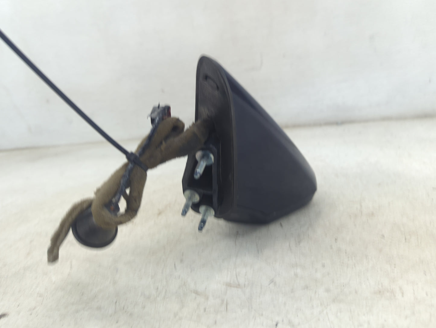 2010-2015 Chevrolet Camaro Passenger Side View Mirror - Right Door Mirror OEM Used - Oemusedautoparts1.com