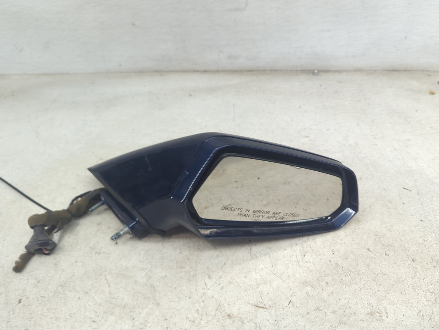 2010-2015 Chevrolet Camaro Passenger Side View Mirror - Right Door Mirror OEM Used - Oemusedautoparts1.com