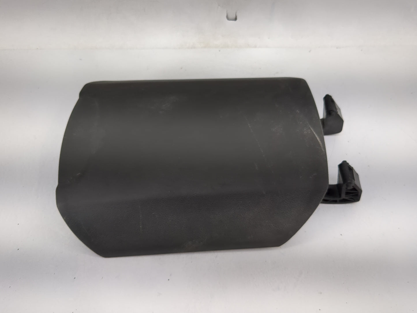 2010 Chevrolet Camaro Center Console Armrest Cover Lid Fits OEM Used Auto Parts - Oemusedautoparts1.com