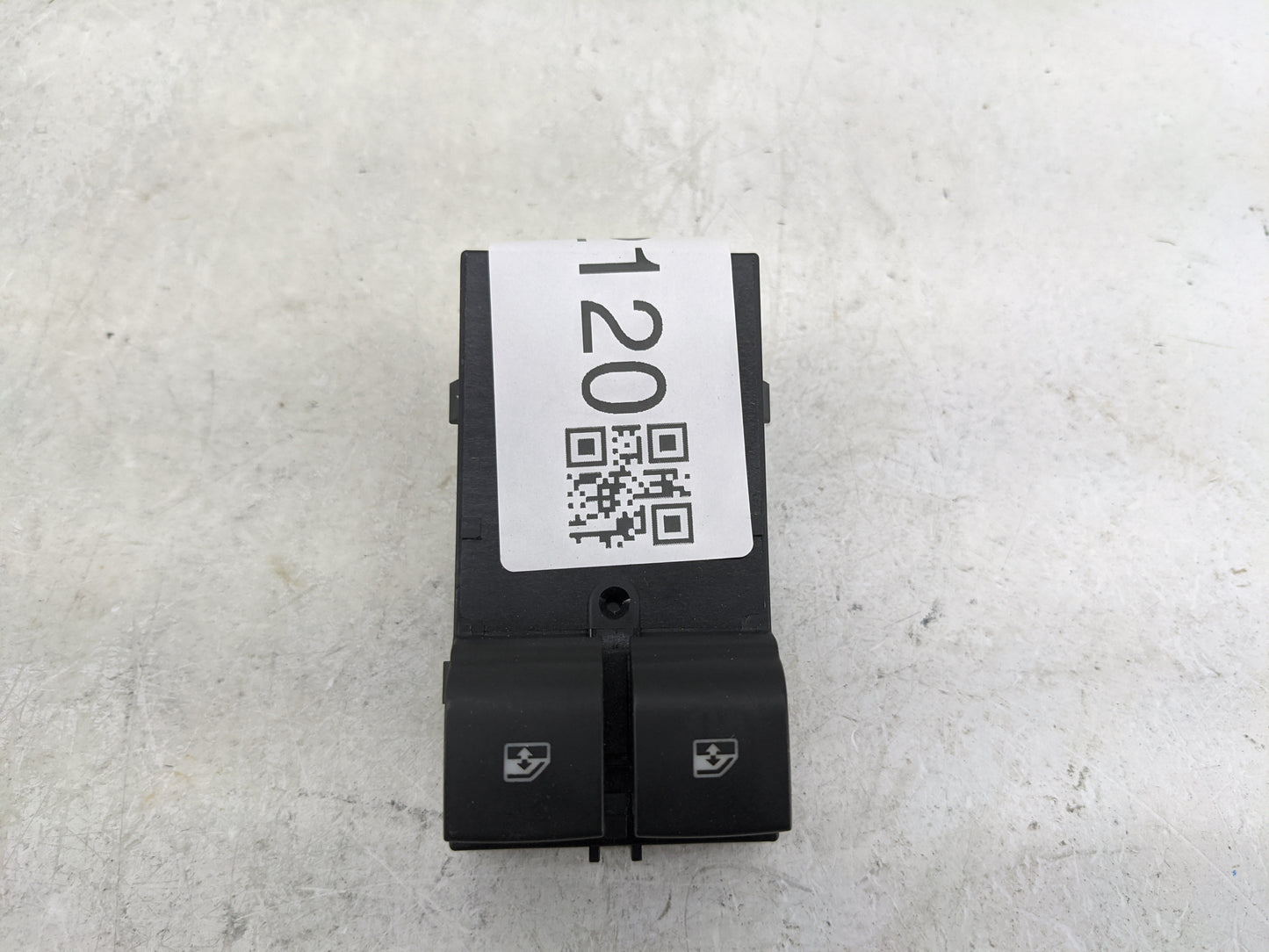 2010-2011 Chevrolet Camaro Passenger Right Power Window Switch - Oemusedautoparts1.com