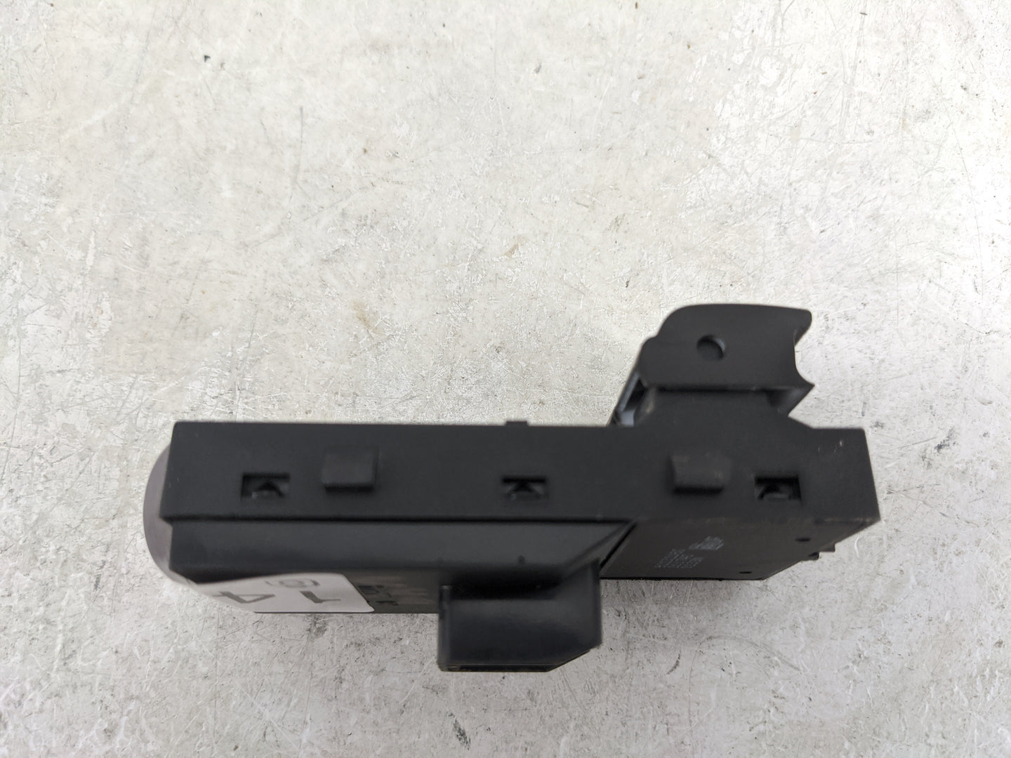 2010-2011 Chevrolet Camaro Passenger Right Power Window Switch - Oemusedautoparts1.com