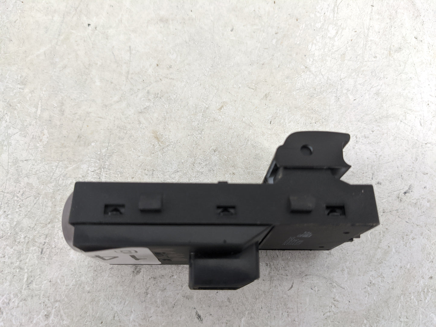2010-2011 Chevrolet Camaro Passenger Right Power Window Switch - Oemusedautoparts1.com