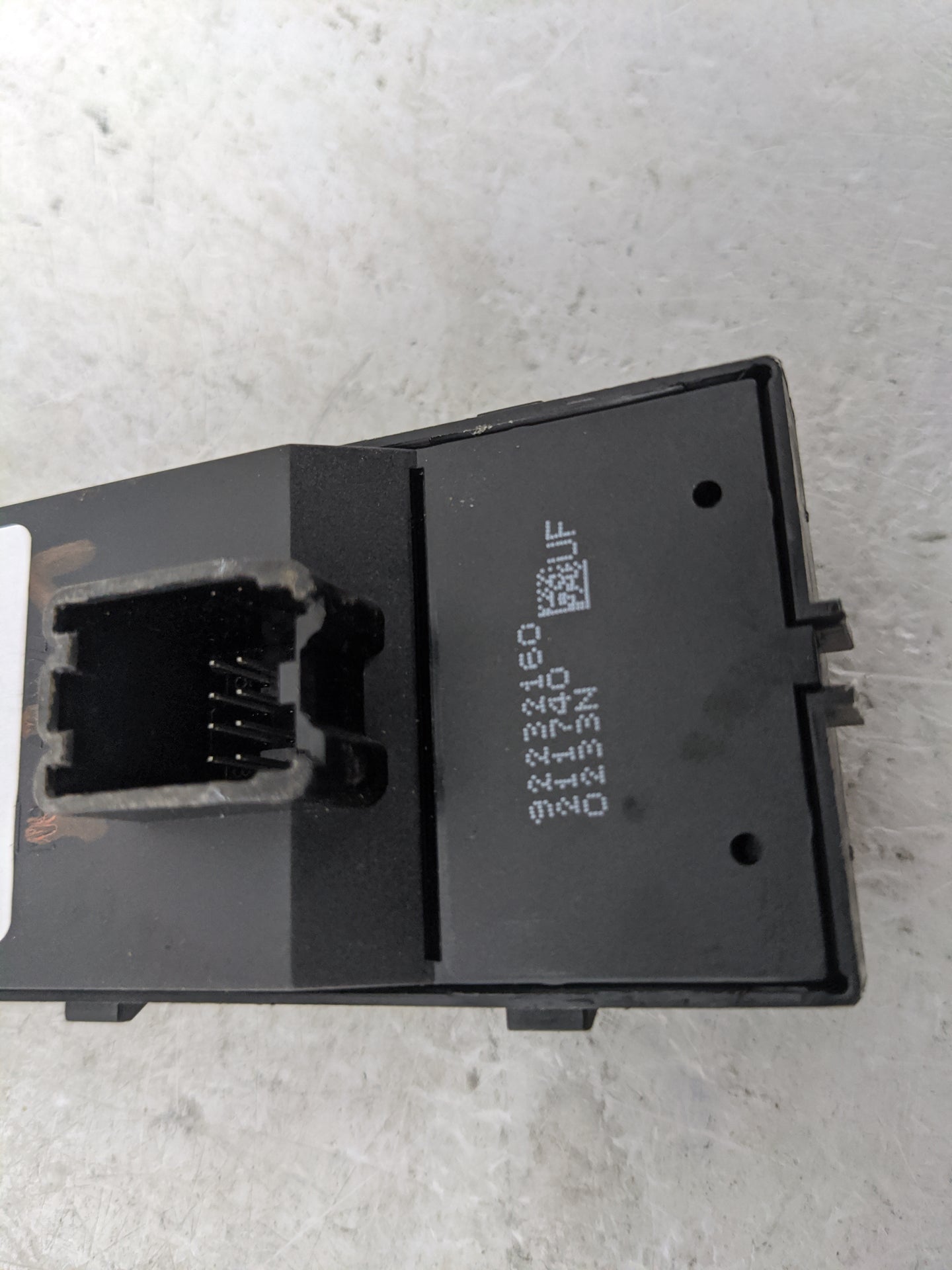 2010-2011 Chevrolet Camaro Passenger Right Power Window Switch - Oemusedautoparts1.com
