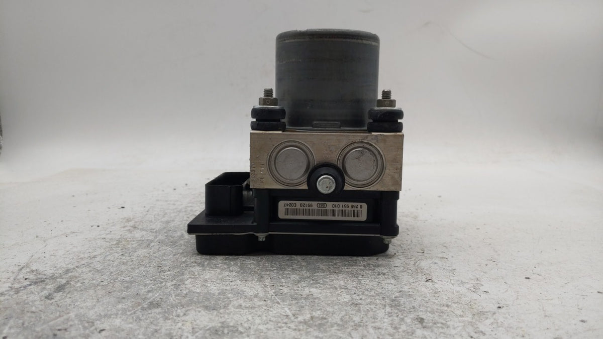 2010-2011 Chevrolet Camaro Anti-Lock Brake ABS Pump Module Actuator OEM P/N:0 265 951 010 0 265 951 708 Fits Fits 2010 2011 