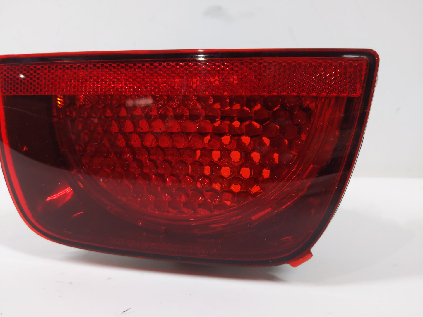2010-2013 Chevrolet Camaro Tail Light Assembly Passenger Right OEM P/N:92212648 PC50040, PC50039 Fits Fits 2010 2011 2012 20