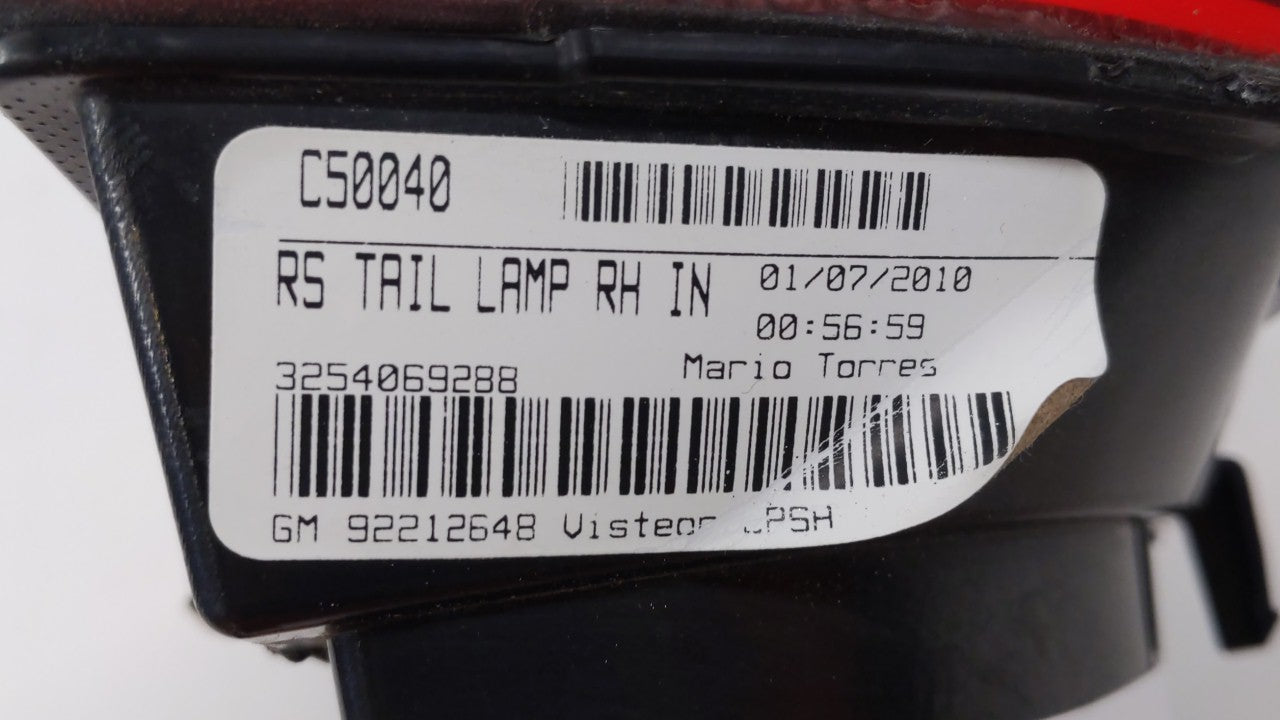 2010-2013 Chevrolet Camaro Tail Light Assembly Passenger Right OEM P/N:92212648 PC50040, PC50039 Fits Fits 2010 2011 2012 20
