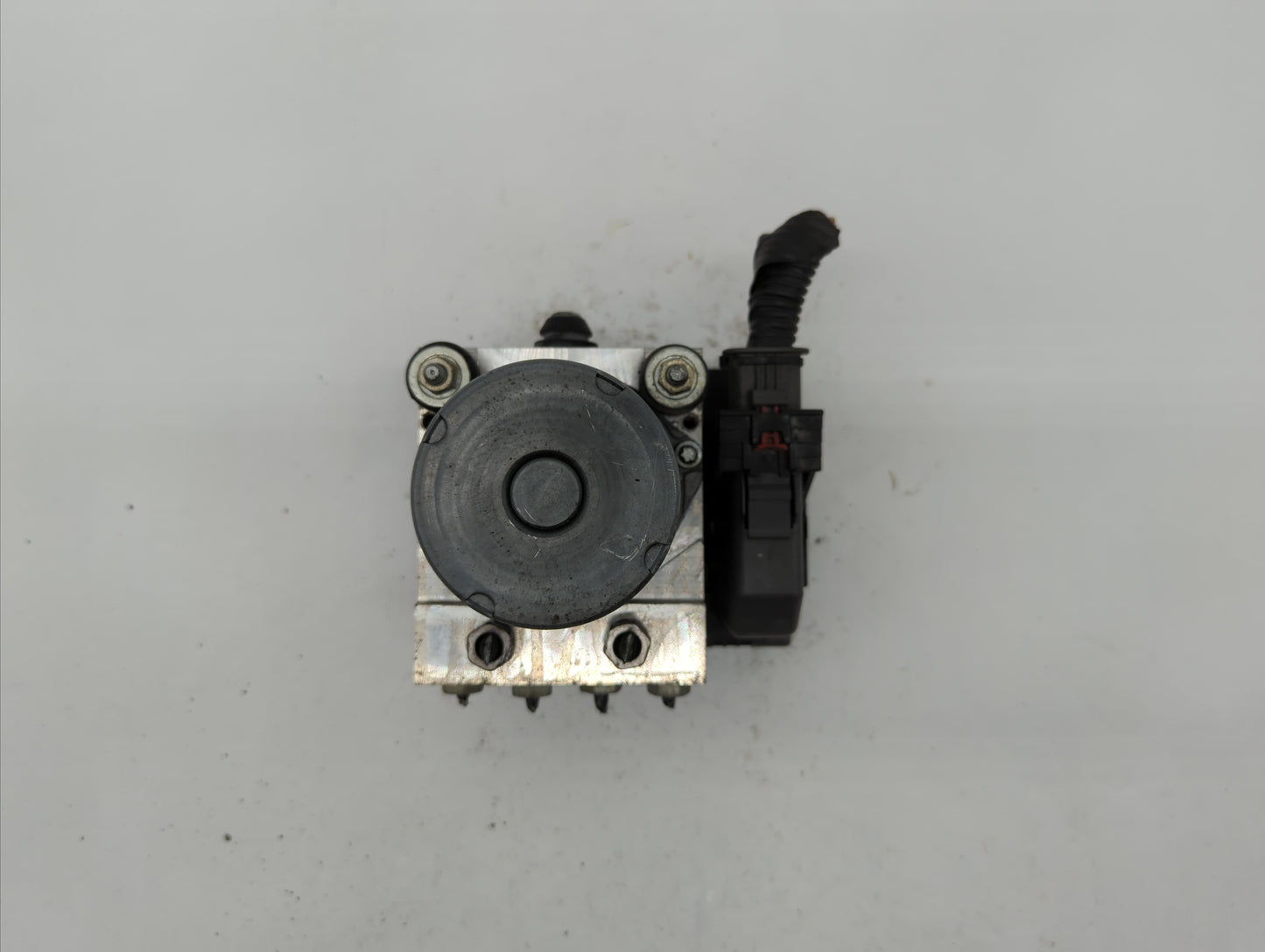2010-2011 Chevrolet Camaro ABS Pump Control Module Replacement P/N:92240015 92246444, 0 265 951 010 Fits Fits 2010 2011 OEM 