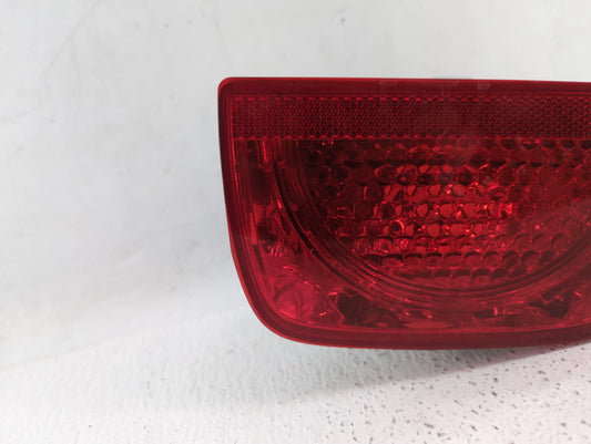 2010-2011 Chevrolet Camaro Tail Light Assembly Passenger Right OEM P/N:92212645 Fits Fits 2010 2011 OEM Used Auto Parts