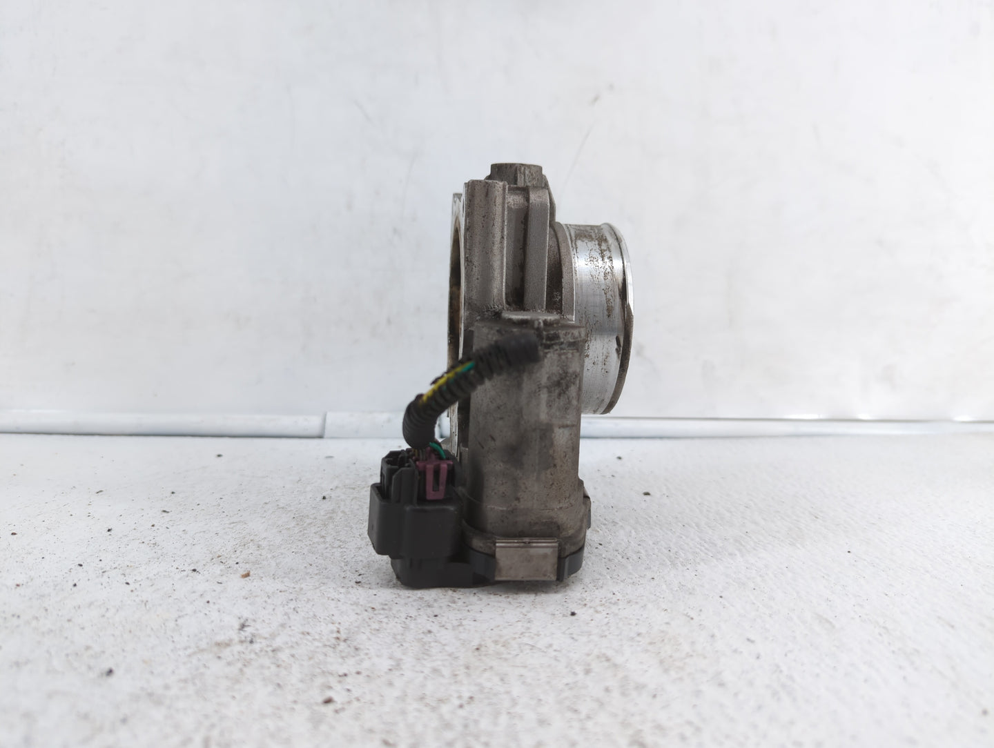 2010-2011 Chevrolet Camaro Throttle Body P/N:12632172BA BAC-A1-B2-006R1, 994AA Fits Fits 2007 2008 2009 2010 2011 2012 OEM U