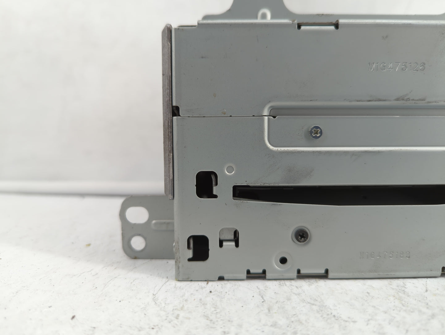 2010-2010 Chevrolet Camaro Am Fm Cd Player Radio Receiver - Oemusedautoparts1.com