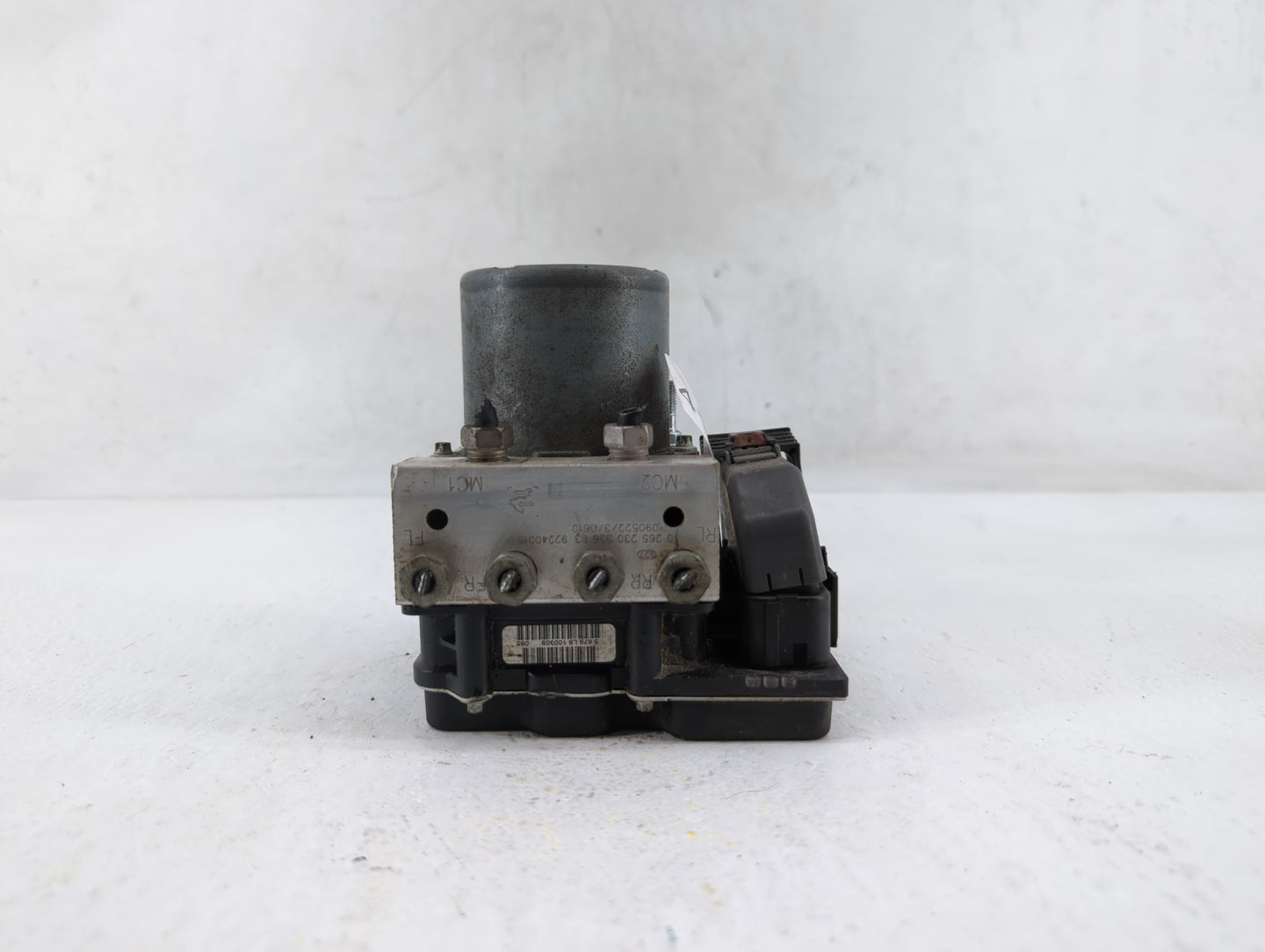 2010-2011 Chevrolet Camaro ABS Pump Control Module Replacement P/N:92233913 92240015, 92246444, 0 265 951 010 Fits Fits 2010