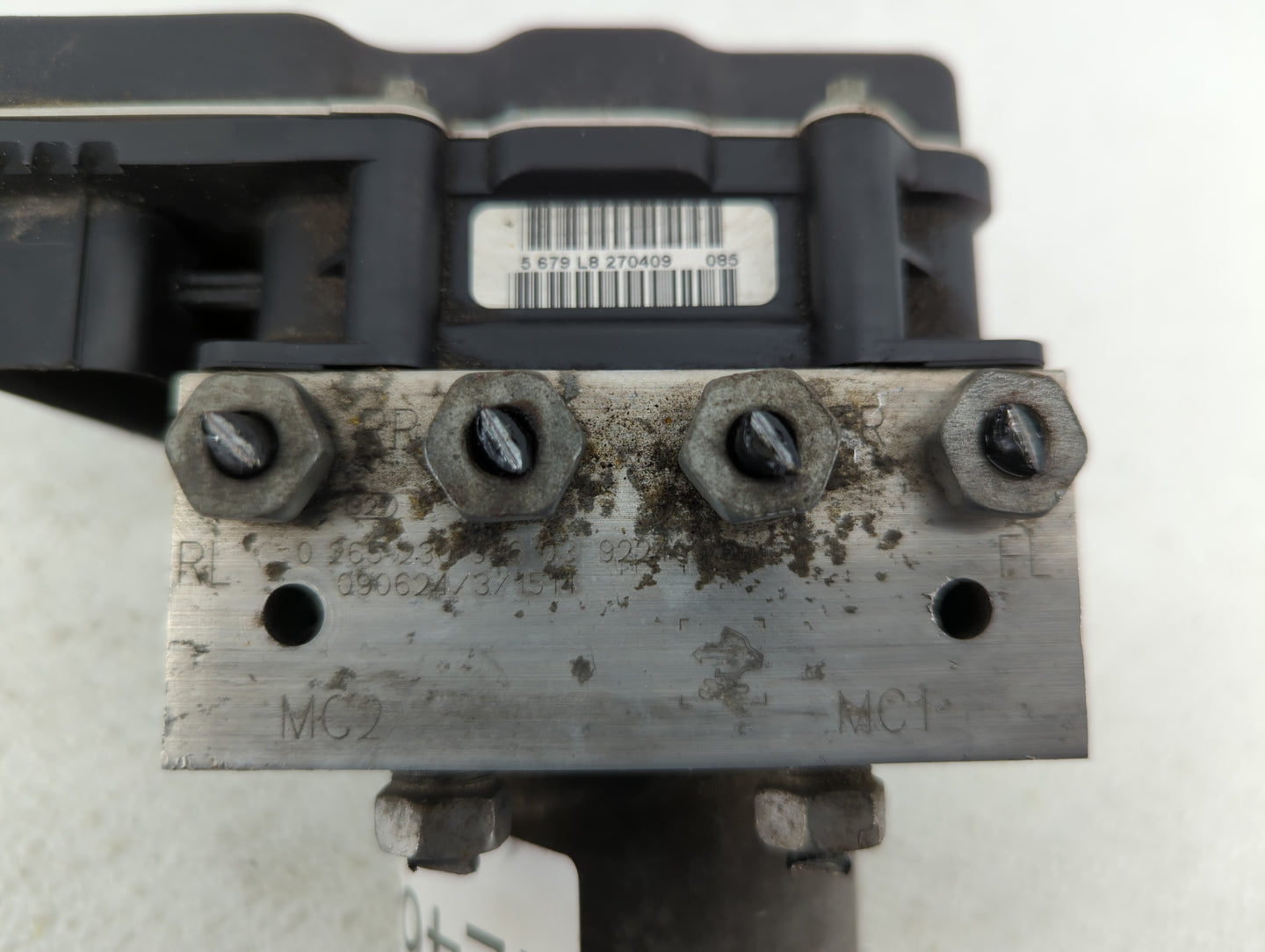 2010-2011 Chevrolet Camaro ABS Pump Control Module Replacement P/N:92233913 92240015, 92246444, 0 265 951 010 Fits Fits 2010