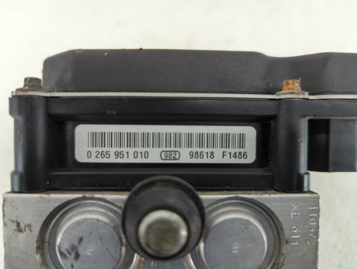 2010-2011 Chevrolet Camaro Anti-Lock Brake ABS Pump Module Actuator OEM P/N:92233913 92240015, 92246444 Fits Fits 2010 2011 