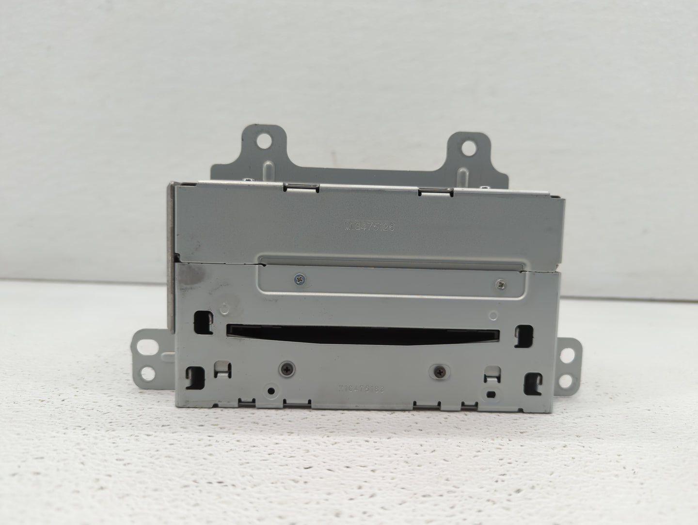 2010-2010 Chevrolet Camaro Am Fm Cd Player Radio Receiver - Oemusedautoparts1.com