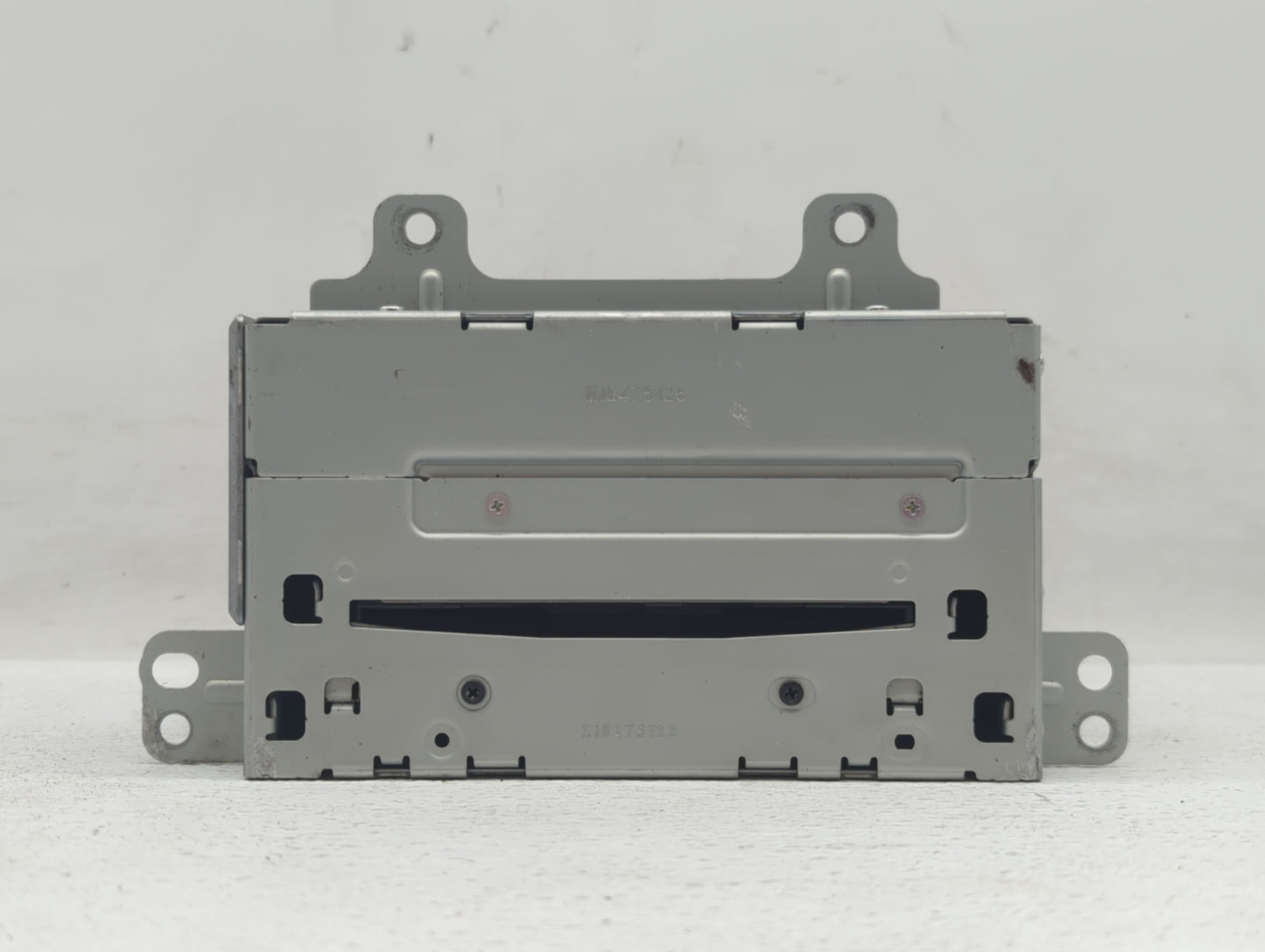 2010-2010 Chevrolet Camaro Am Fm Cd Player Radio Receiver - Oemusedautoparts1.com