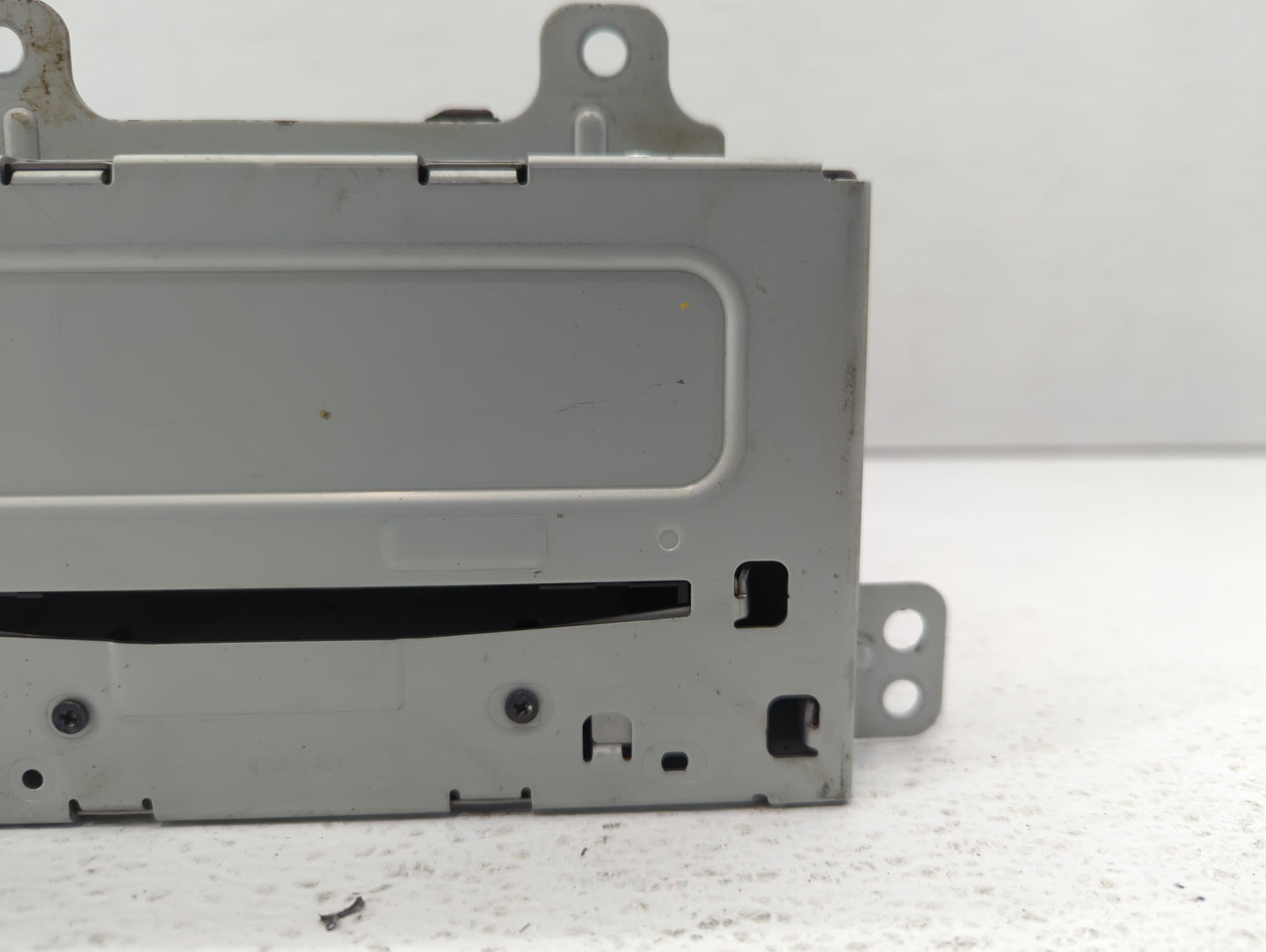2010-2010 Chevrolet Camaro Am Fm Cd Player Radio Receiver - Oemusedautoparts1.com