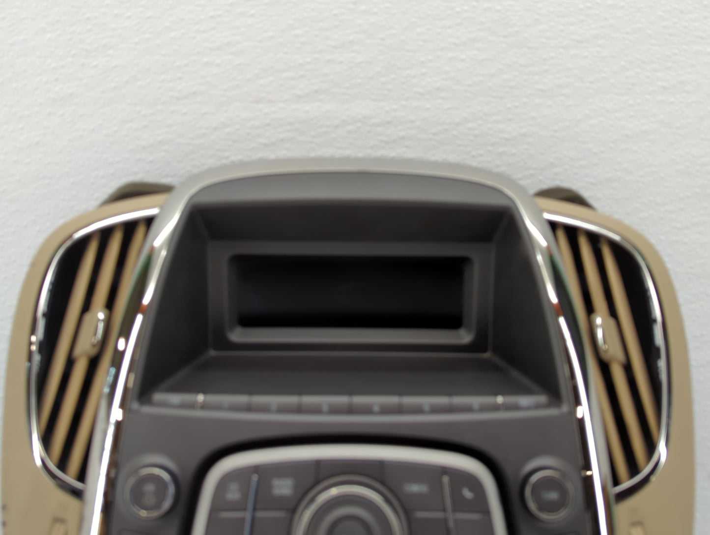 2010-2010 Chevrolet Camaro Radio Control Panel - Oemusedautoparts1.com