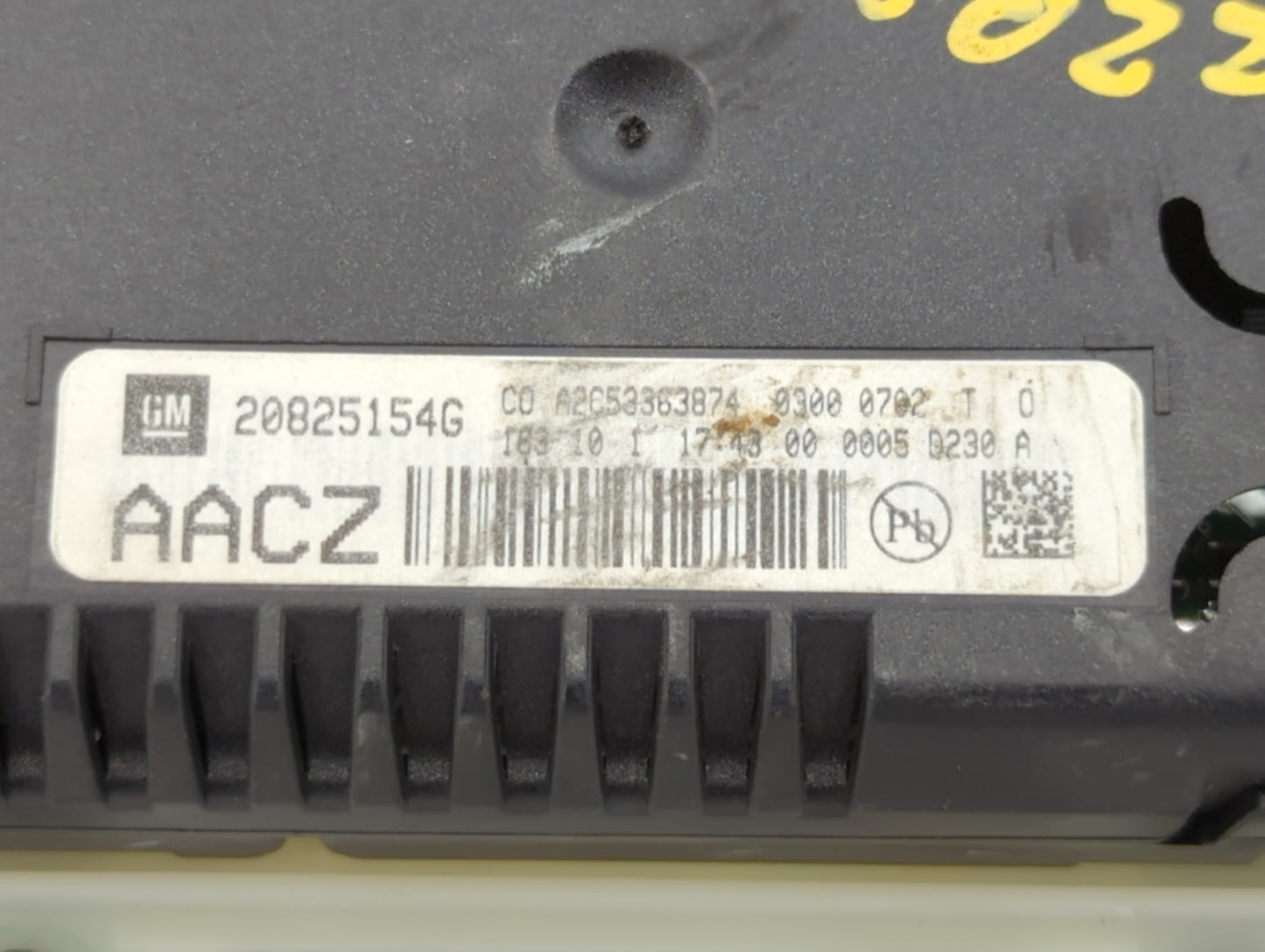 2010-2010 Chevrolet Camaro Radio Control Panel - Oemusedautoparts1.com