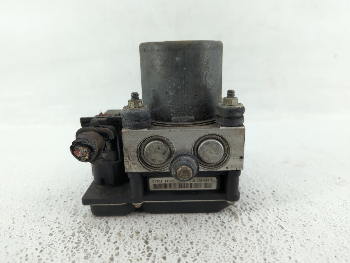 2010-2011 Chevrolet Camaro Anti-Lock Brake ABS Pump Module Actuator OEM P/N:92233913 92240015, 92246444 Fits Fits 2010 2011 