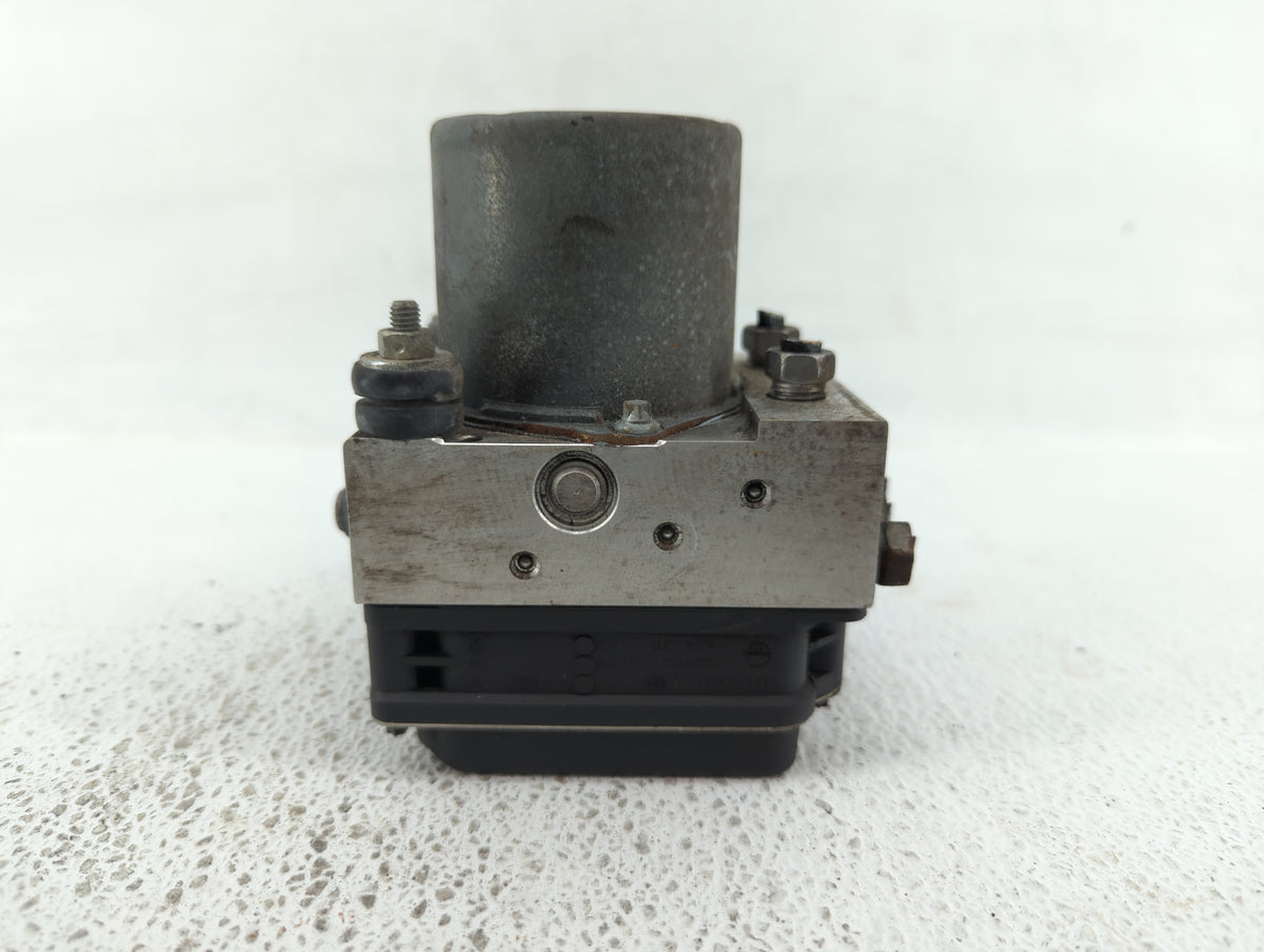 2010-2011 Chevrolet Camaro Anti-Lock Brake ABS Pump Module Actuator OEM P/N:92233913 92240015, 92246444 Fits Fits 2010 2011 