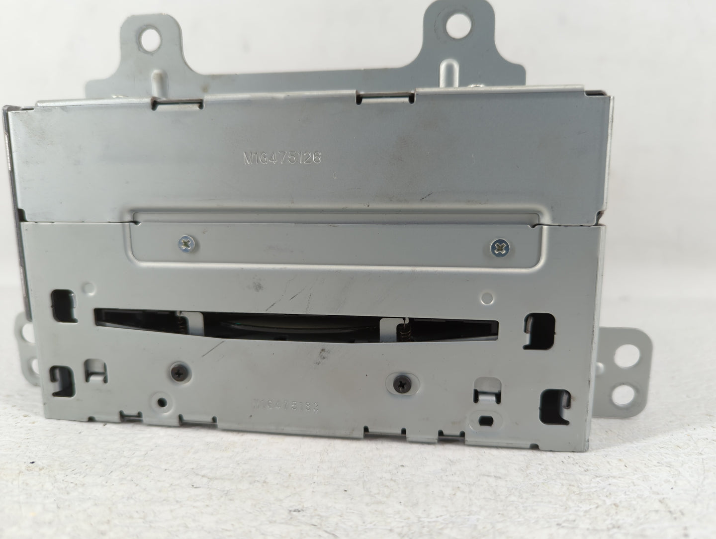 2010-2010 Chevrolet Camaro Am Fm Cd Player Radio Receiver - Oemusedautoparts1.com