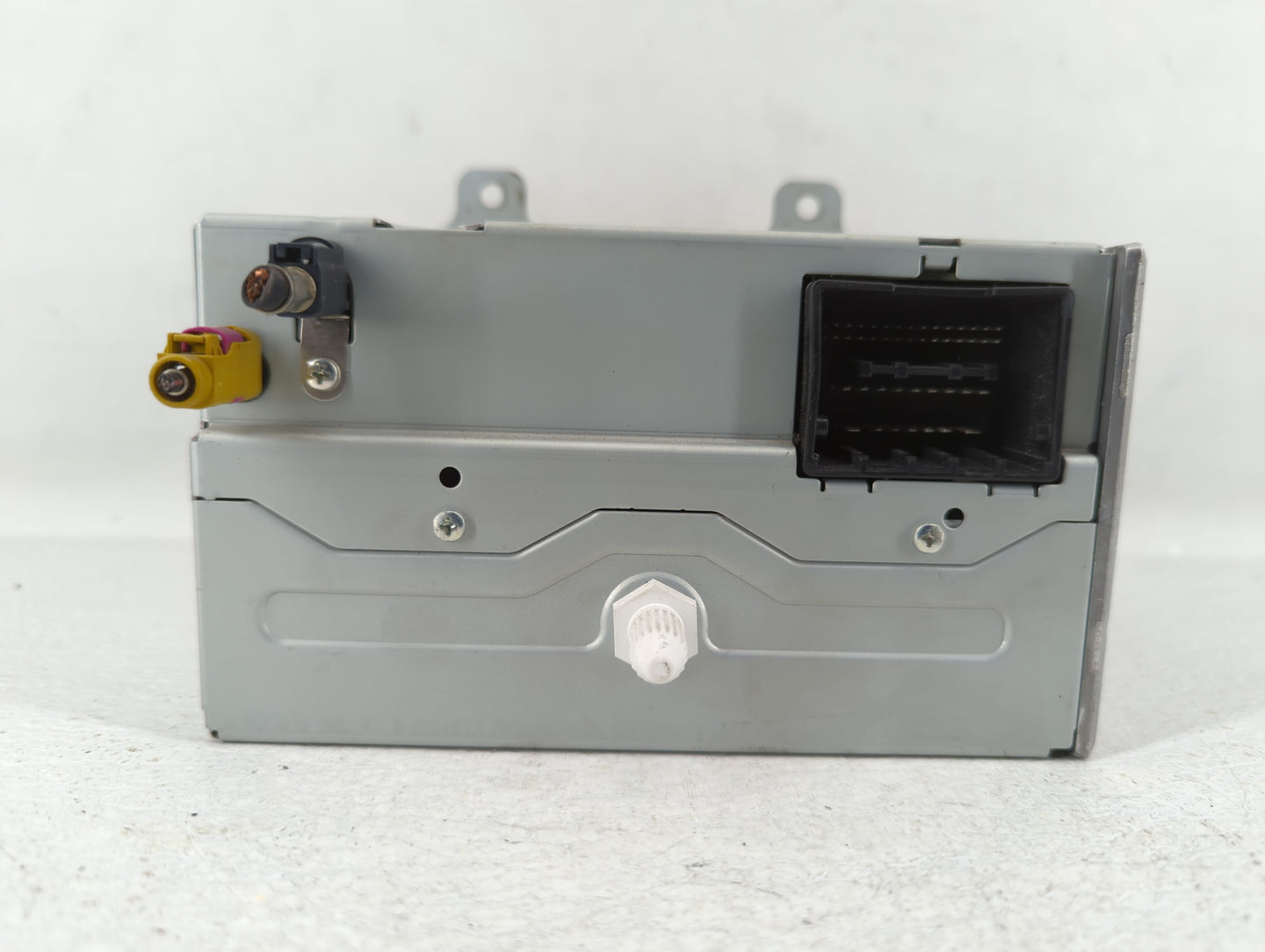 2010-2010 Chevrolet Camaro Am Fm Cd Player Radio Receiver - Oemusedautoparts1.com