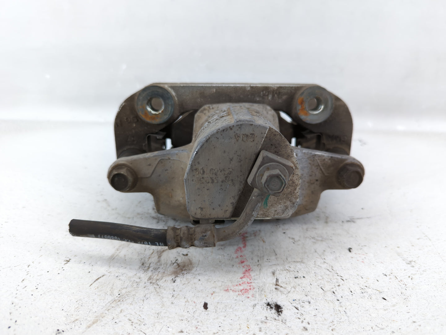 2010-2015 Chevrolet Camaro Front Driver Left Brake Caliper - Oemusedautoparts1.com