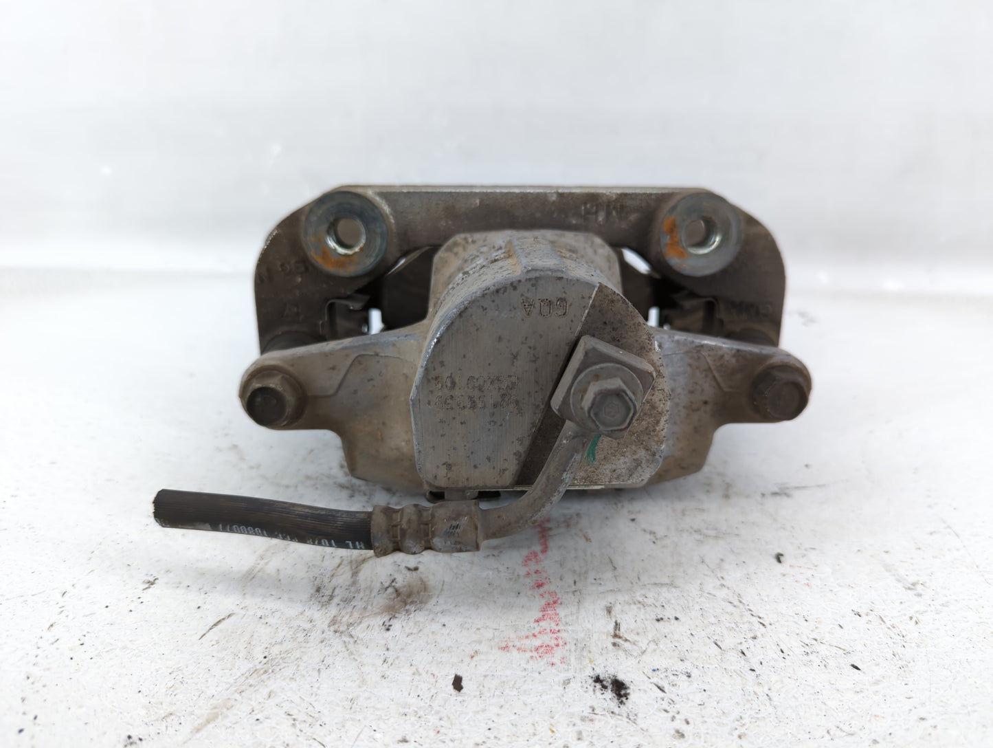 2010-2015 Chevrolet Camaro Front Driver Left Brake Caliper - Oemusedautoparts1.com