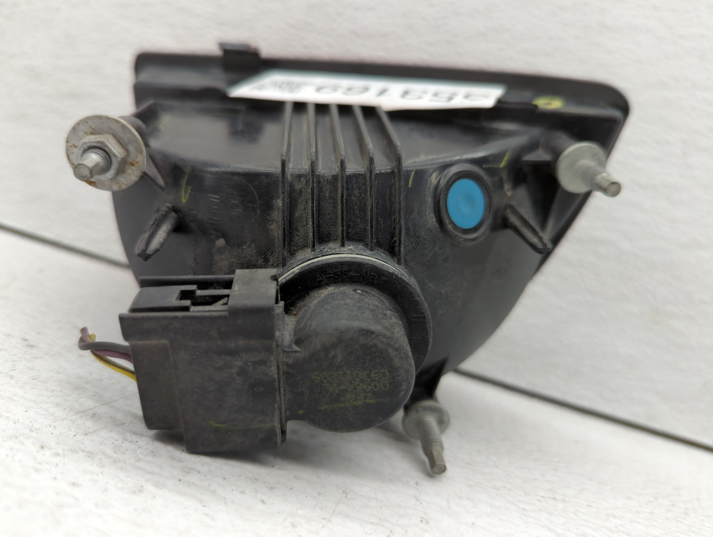 2010-2013 Chevrolet Camaro Tail Light Assembly Driver Left OEM P/N:92199773 Fits Fits 2010 2011 2012 2013 OEM Used Auto Part