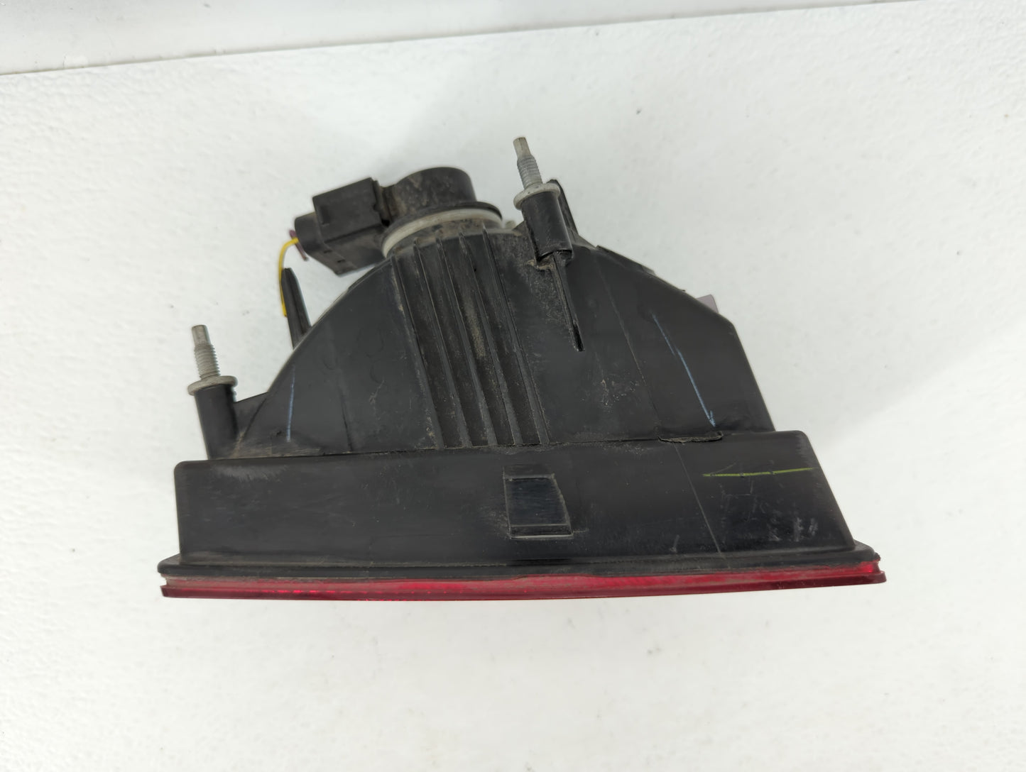 2010-2013 Chevrolet Camaro Tail Light Assembly Driver Left OEM P/N:42212647 Fits Fits 2010 2011 2012 2013 OEM Used Auto Part