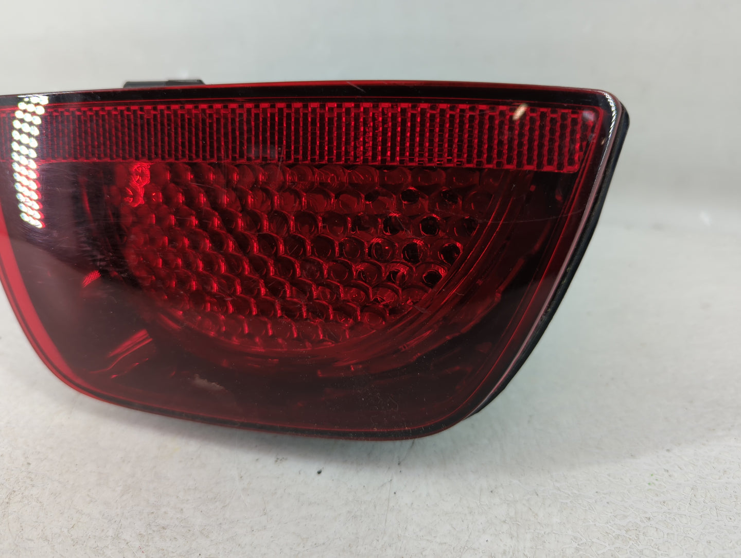 2010-2013 Chevrolet Camaro Tail Light Assembly Passenger Right OEM P/N:92199774 PC50038 Fits Fits 2010 2011 2012 2013 OEM Us