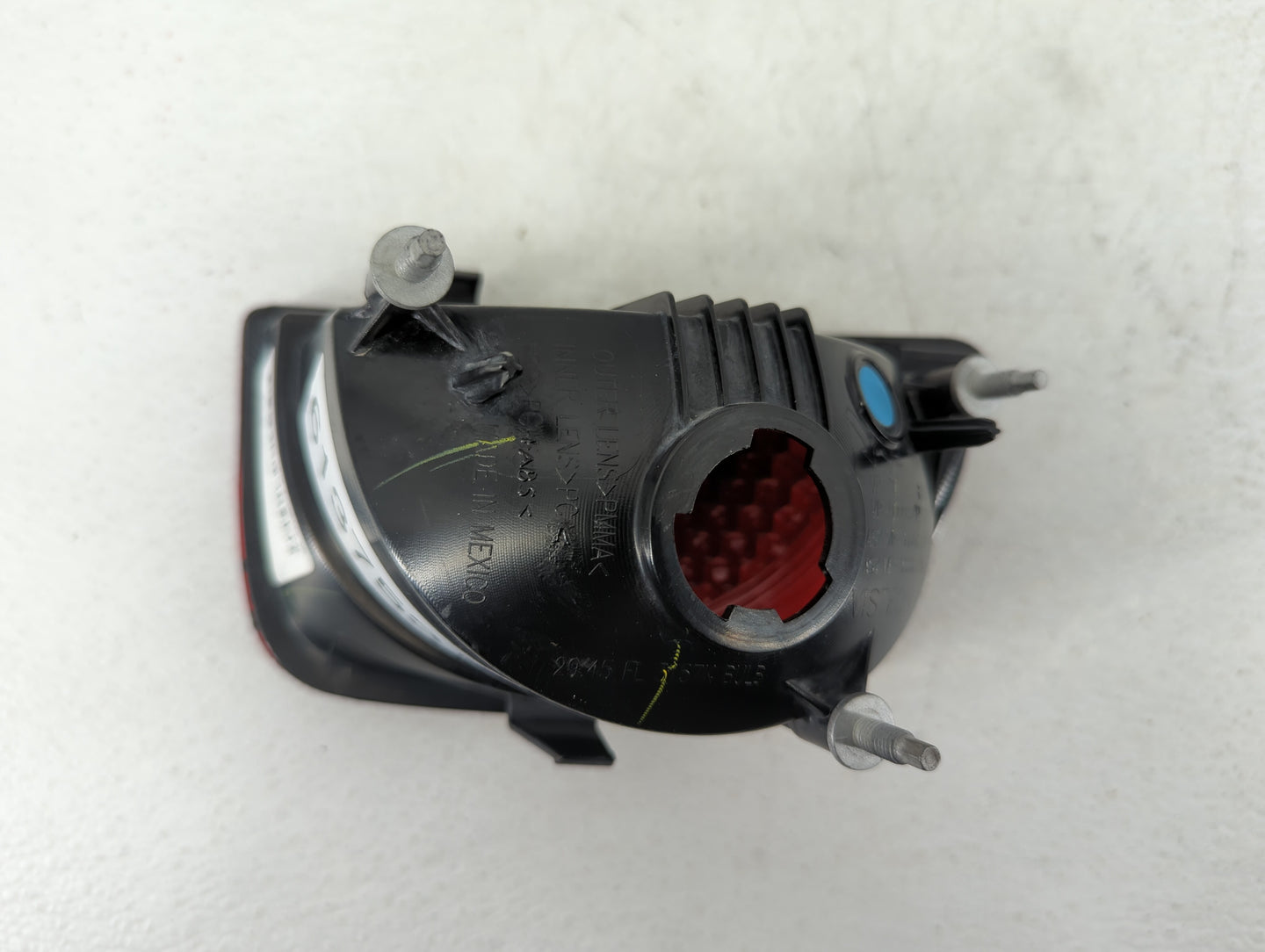 2010-2012 Chevrolet Camaro Tail Light Assembly Driver Left OEM P/N:VP00003806-BLK 92199773 Fits Fits 2010 2011 2012 OEM Used