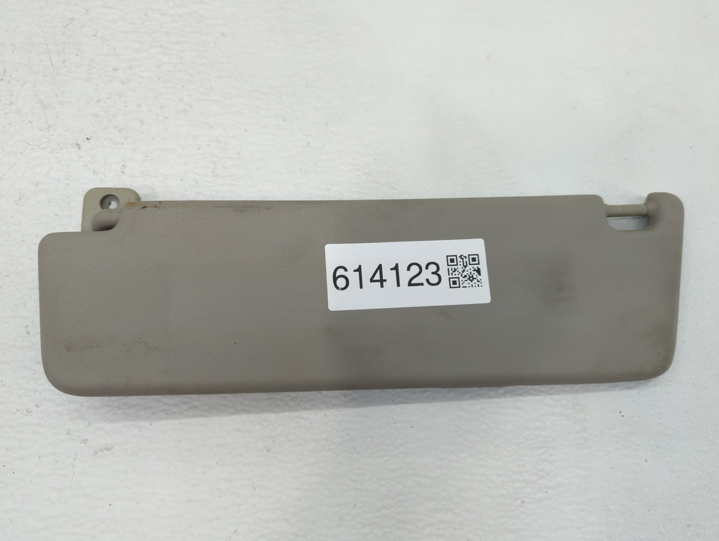 2010-2015 Chevrolet Camaro Sun Visor Shade Replacement Passenger Right Mirror Fits Fits 2010 2011 2012 2013 2014 2015 OEM Us