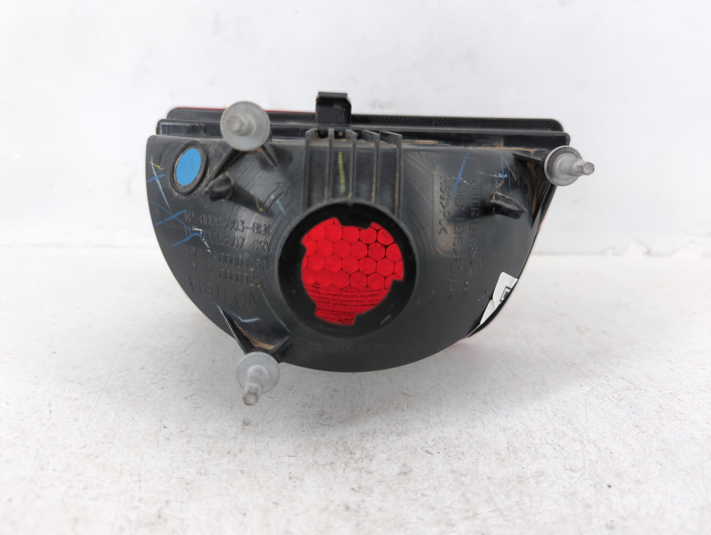 2010-2011 Chevrolet Camaro Tail Light Assembly Driver Left OEM P/N:32212647 C50039 Fits Fits 2010 2011 OEM Used Auto Parts -